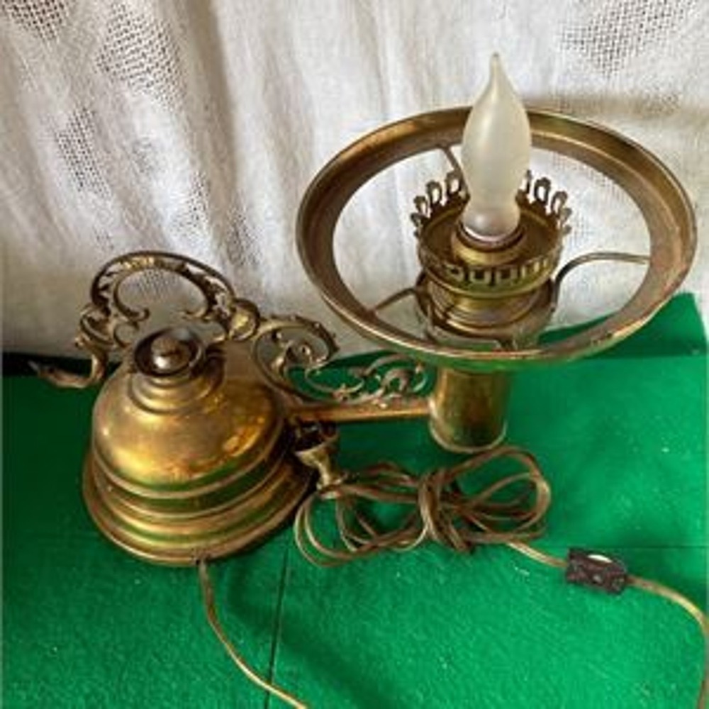 Vintage Brass Electrified Table Lamp Ornate Scrollwork Victorian Style 14" Wide